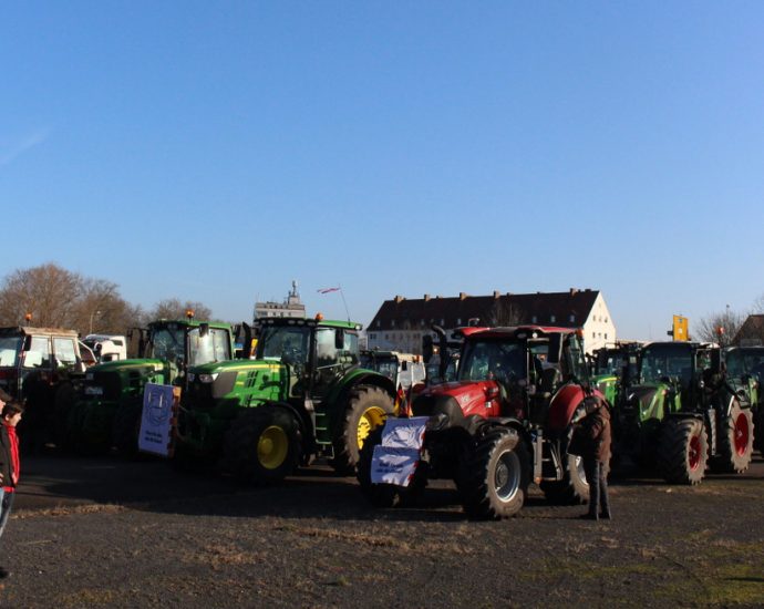 Volksdemo in Kassel – Hunderte Menschen versammelten sich