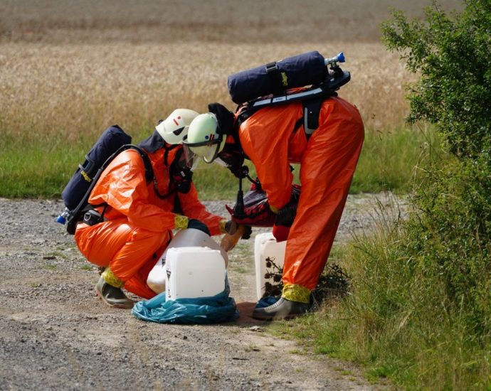 WOH: Illegal entsorgter Müll löst Gefahrguteinsatz aus