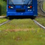 Haltestelle Niederkaufungen: Beim Aussteigen angerempelt endet mit Schlag ins Gesicht