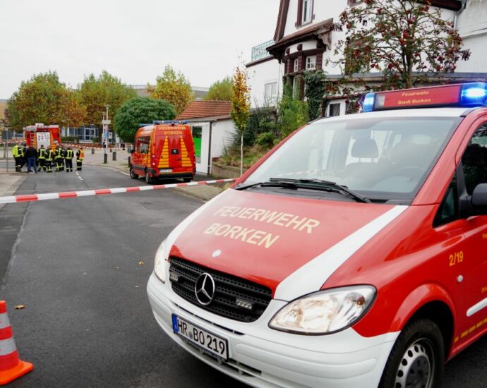 Knallkörper explodiert vor Betrieb in Borken – Fahndung mit Hubschrauber