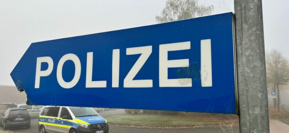 Kritik an AfD: Politische Plakate in Kaufungen beschädigt – Staatsschutz ermittelt Kritik an AfD: Politische Plakate in Kaufungen beschädigt – Staatsschutz ermittelt