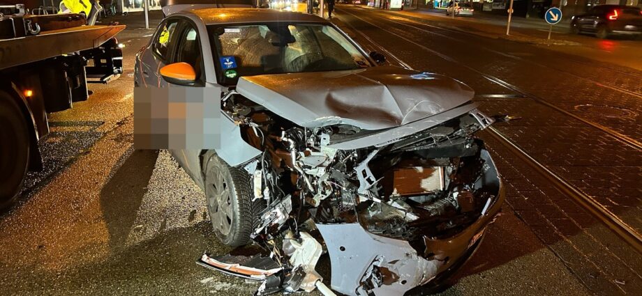 KS: Zusammenstoß auf Frankfurter Straße – drei Verletzte