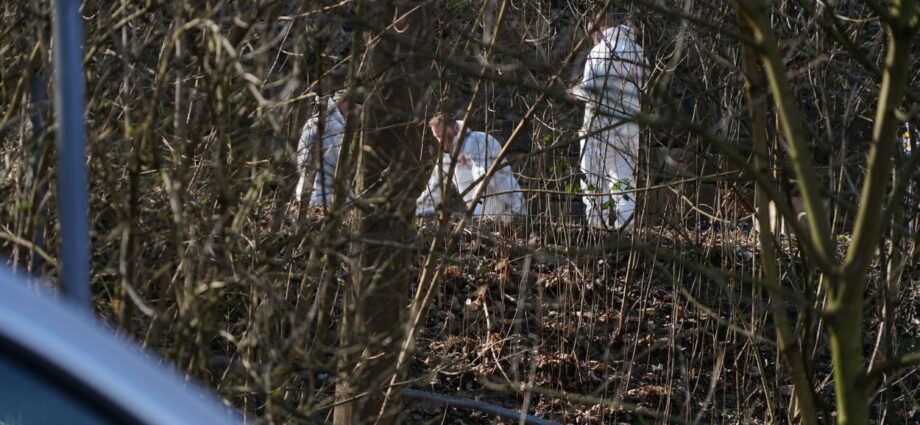 KS: 44-Jähriger mit Stich- und Schnittverletzungen tot aufgefunden – Polizei ermittelt wegen Tötungsdelikt