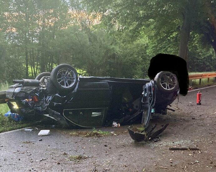 Osthessen: Überschlag auf B324 – Blutprobe und Führerschein weg