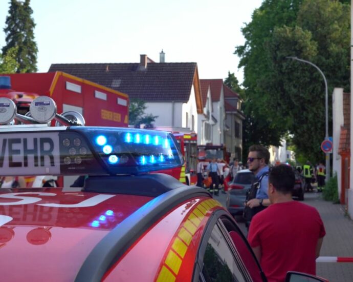 Südhessen: Brand in Flüchtlingsunterkunft Seeheim-Jugenheim – 200 Menschen evakuiert Südhessen: Brand in Flüchtlingsunterkunft Seeheim-Jugenheim – 200 Menschen evakuiert