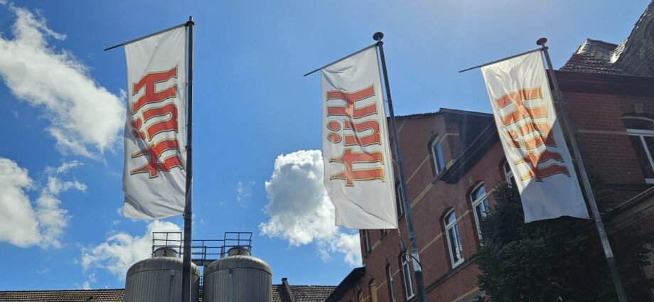 Endgültig: Hütt bleibt aber verlässt Baunatal Endgültig: Hütt bleibt aber verlässt Baunatal