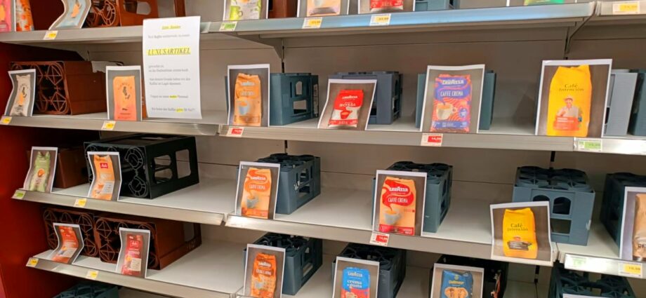 Fotos statt Bohnen – Supermarkt greift zu ungewöhnlichen Maßnahmen