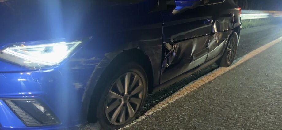 KS: Nächtlicher Crash auf der A44 – Unfall führt direkt in Handschellen