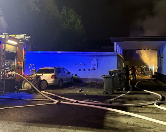 KS: Kellerbrand in der Frankfurter Straße – 17 Bewohner vorübergehend evakuiert KS: Kellerbrand in der Frankfurter Straße – 17 Bewohner vorübergehend evakuiert