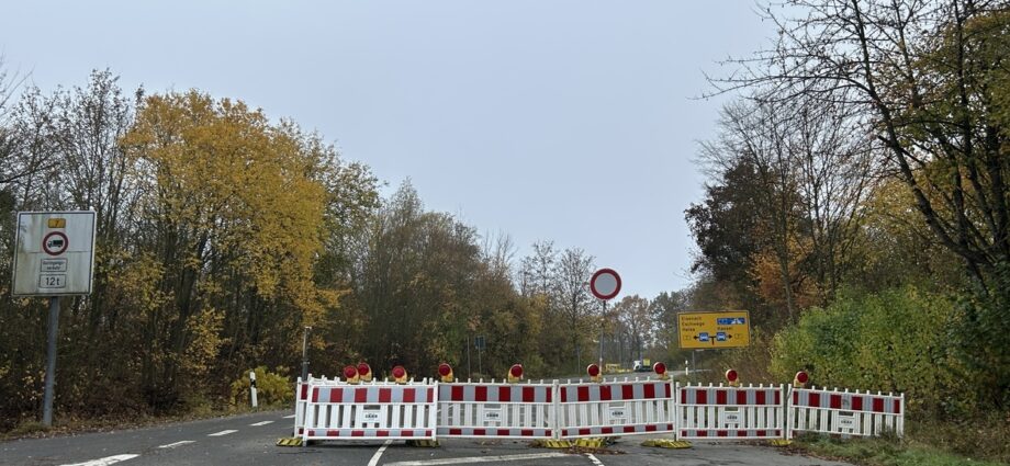 Kaufungen: Erneuerung der B7 fast abgeschlossen – Verkehr bald wieder ohne größere Einschränkungen Kaufungen: Erneuerung der B7 fast abgeschlossen – Verkehr bald wieder ohne größere Einschränkungen