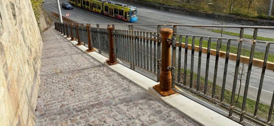 KS: Sanierung der historischen Weinbergrampe beendet KS: Sanierung der historischen Weinbergrampe beendet