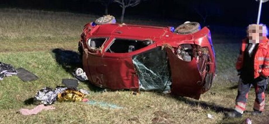 Pkw überschlägt sich bei Dreieich – Zeugen gesucht