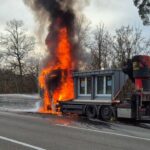 Zugmaschine geriet auf A7 bei Guxhagen in Vollbrand