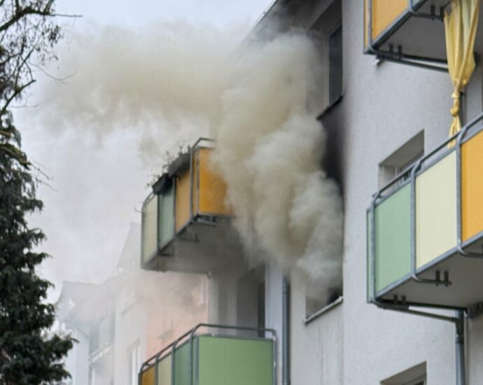 Flammen im zweiten Stock – Wohnungsbrand in Kassel-Rothenditmold Flammen im zweiten Stock – Wohnungsbrand in Kassel-Rothenditmold