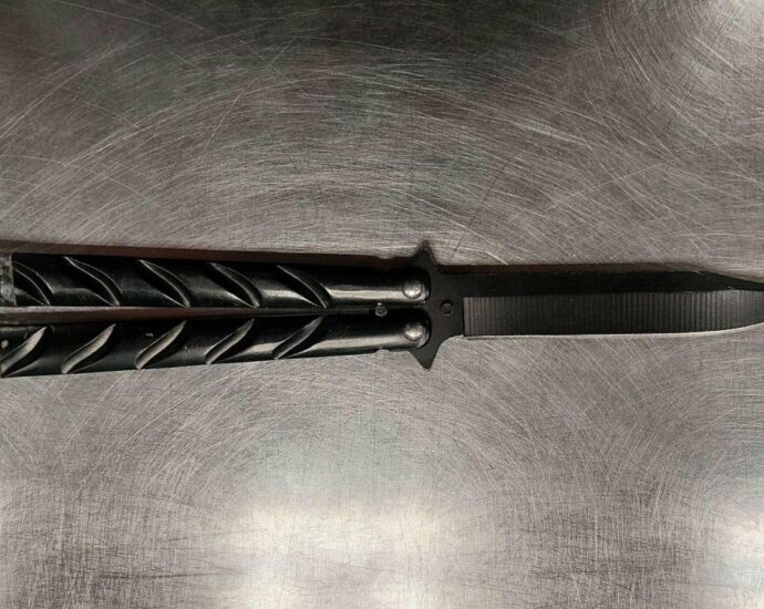 Flughafen: Ohne Butterflymesser in den Urlaub