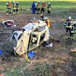 Nach Überschlag: Feuerwehr rettet vier Insassen aus PKW