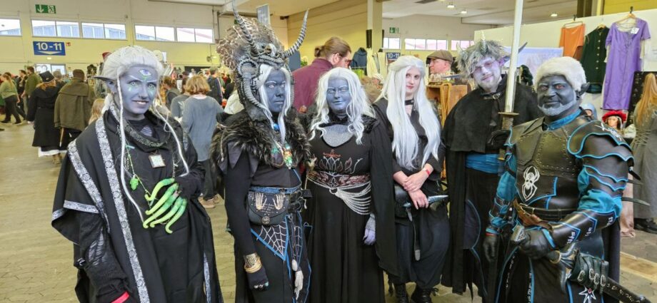 LarpCon: Fantasievolle Welt des Live-Rollenspiels lockte Tausende Besucher nach Kassel