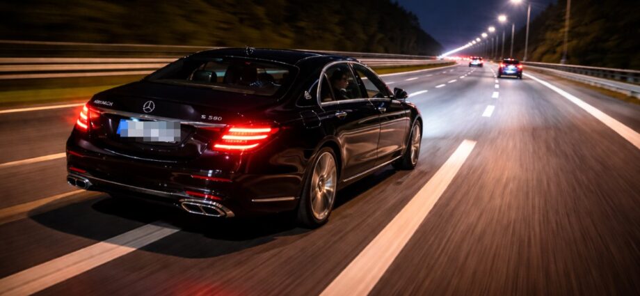 Wi: 19-Jähriger Maybach-Raser verunglückt auf der A66 Wi: 19-Jähriger Maybach-Raser verunglückt auf der A66