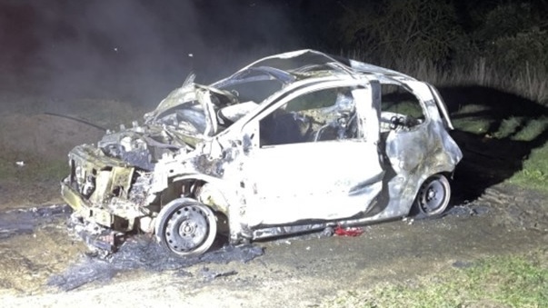 Auto in Baunatal ausgebrannt – Polizei geht von Brandstiftung aus – Zeugen gesucht