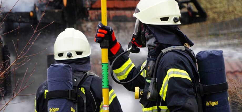 Feuer in Kasseler Kleingartenanlage: Zwei Kinder unter Verdacht der Brandstiftung Feuer in Kasseler Kleingartenanlage: Zwei Kinder unter Verdacht der Brandstiftung