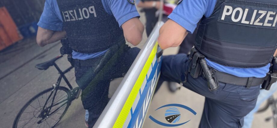 KS: Zweiradkontrollen am Königsplatz – Polizei stellt zahlreiche Verstöße fest