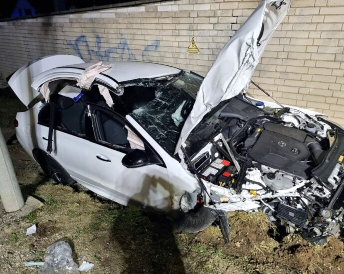 Zwei Schwerverletzte bei Unfall in Niestetal