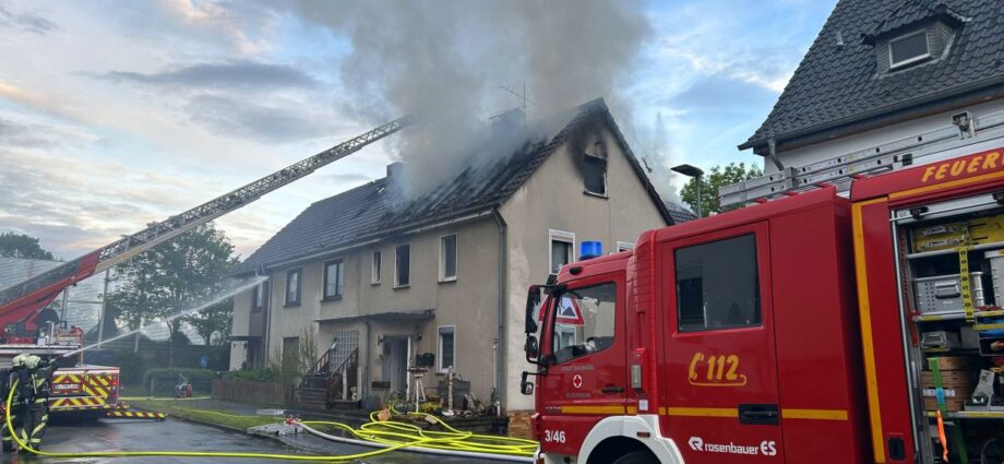 Nach Dachstuhlbrand in Baunatal – Einbrecher nutzten Situation schamlos aus Nach Dachstuhlbrand in Baunatal – Einbrecher nutzten Situation schamlos aus