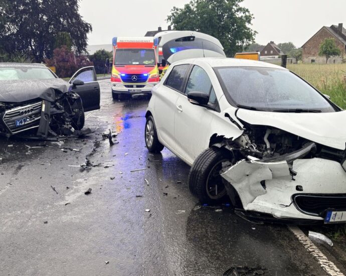 Borken: Vorfahrt genommen – Beifahrerin bei Unfall nahe Trockenerfurth verletzt