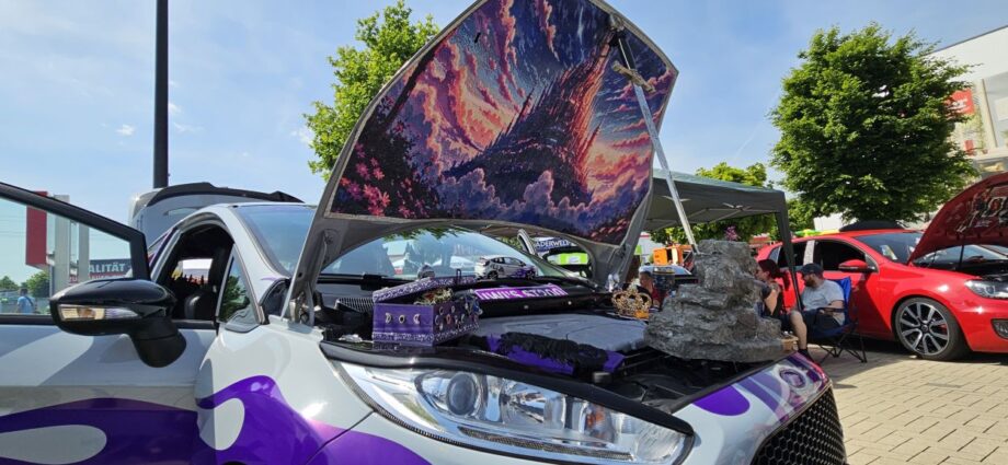 Tuning-Treffen in Fuldabrück: PS-starke Hilfe für den guten Zweck Tuning-Treffen in Fuldabrück: PS-starke Hilfe für den guten Zweck