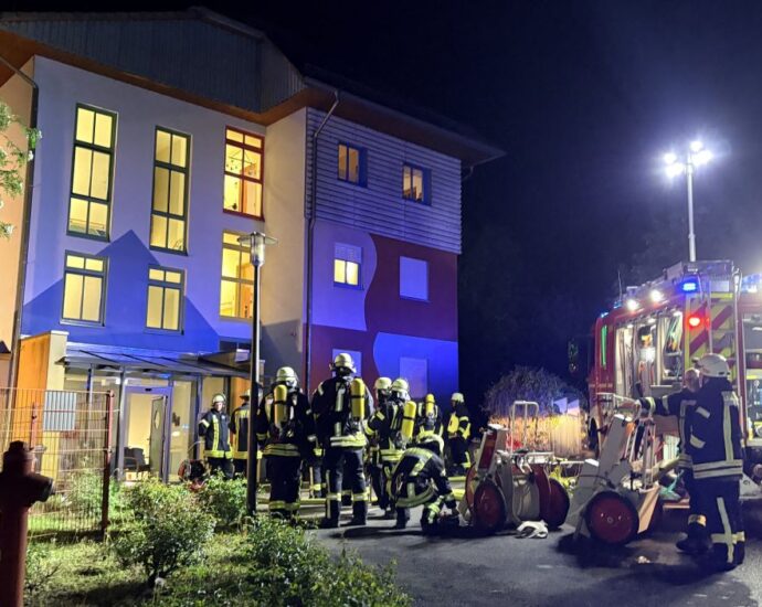 Schwalmstadt: Brand in Hephata Einrichtung – Feuerwehr musste rund 20 Bewohner evakuieren Schwalmstadt: Brand in Hephata Einrichtung – Feuerwehr musste rund 20 Bewohner evakuieren