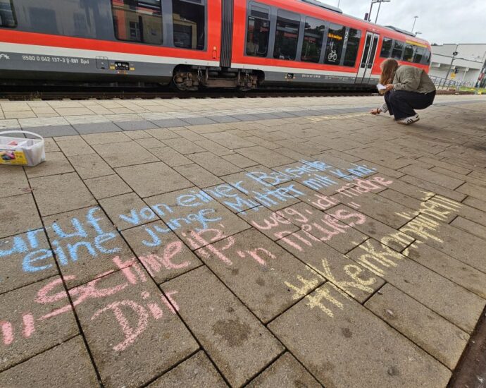 „Hey Süße“ bis „Ich mach dir ein Neues“: Aktion gegen Catcalling in Frankenberg
