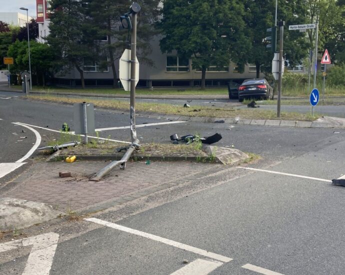 Südhessen: Zwei Unfälle, 2,14 Promille und hoher Sachschaden