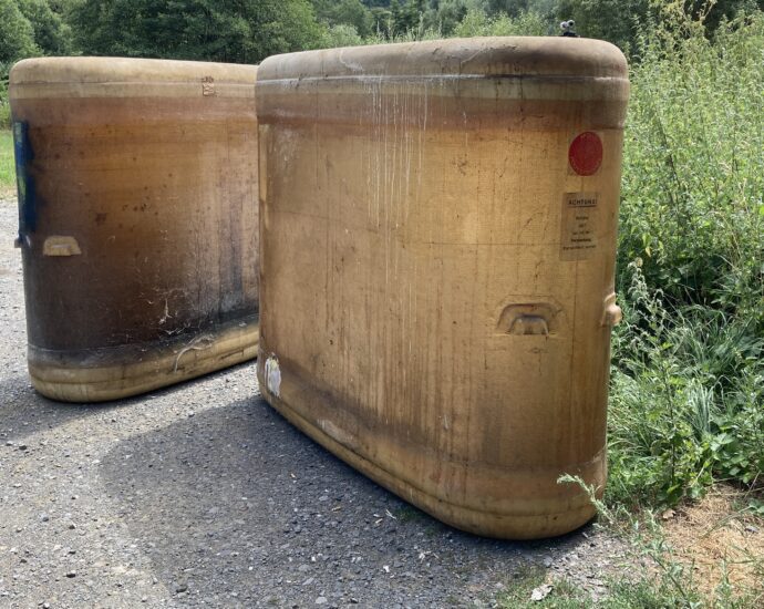 Herborn: Zwei Heizöltanks illegal entsorgt – Polizei sucht Zeugen