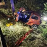 Pkw prallt bei Wollrode gegen Baum – Ersthelfer retten Fahrer aus Auto