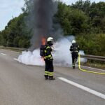 Pkw brennt auf A7 bei Kassel vollständig aus