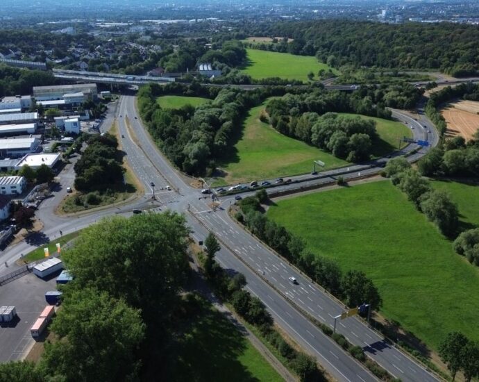 Ab Montag: B7/A7-Kreuzung Papierfabrik bis Dezember Baustelle