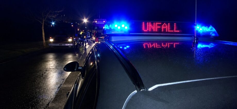 17-jähriger Motorradfahrer kommt bei Unfall in Waldeck-Frankenberg ums Leben 17-jähriger Motorradfahrer kommt bei Unfall in Waldeck-Frankenberg ums Leben