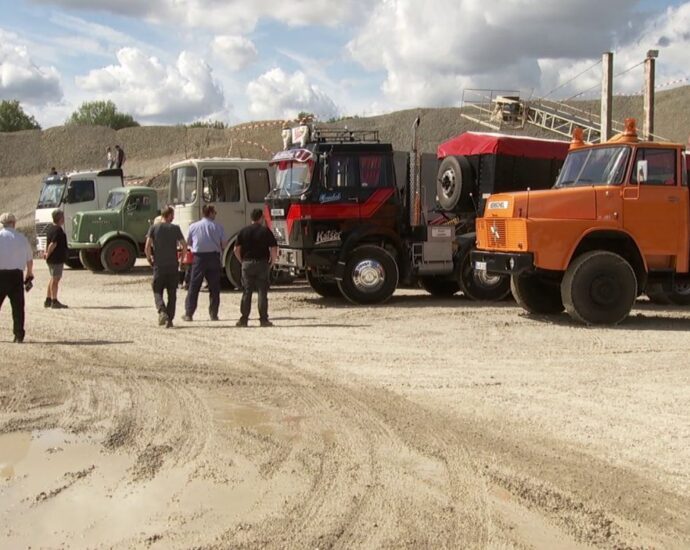 Kippertreffen: Dieselduft und dröhnende Motoren im Kalksteinbruch bei Grebenstein