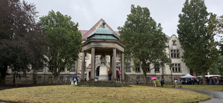 Hessisch Lichtenau: Schloss Lenoir vor dem Wandel – Letzter Blick auf ein historisches Ensemble