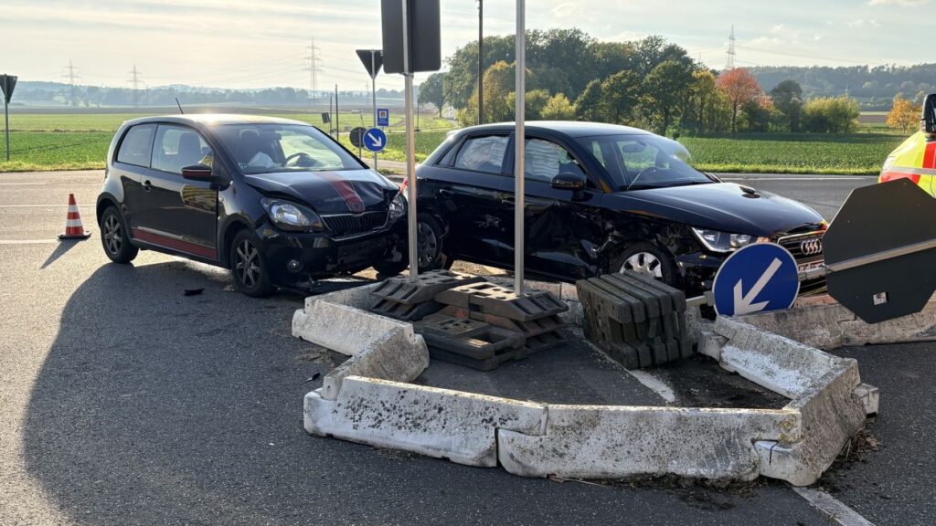 Vorfahrt missachtet: Verletzte nach Kollision bei Nassenerfurth Vorfahrt missachtet: Verletzte nach Kollision bei Nassenerfurth