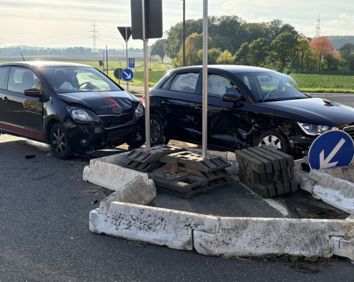 Vorfahrt missachtet: Verletzte nach Kollision bei Nassenerfurth
