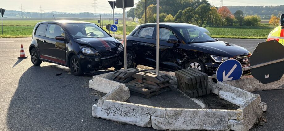 Vorfahrt missachtet: Verletzte nach Kollision bei Nassenerfurth Vorfahrt missachtet: Verletzte nach Kollision bei Nassenerfurth
