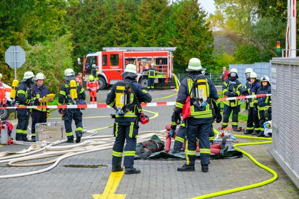 Gudensberg: Meteoriteneinschlag als Übungsszenario – Rund 200 Beteiligte im Einsatz Gudensberg: Meteoriteneinschlag als Übungsszenario – Rund 200 Beteiligte im Einsatz