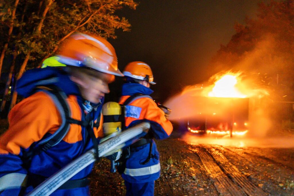 BF-Tag in Hattersheim: Jugendfeuerwehren absolvieren 24-Stunden-Dienst